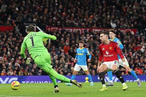 مانچېستېر بىرلەشمىسى 1-1 بۆرە كوماندىسى