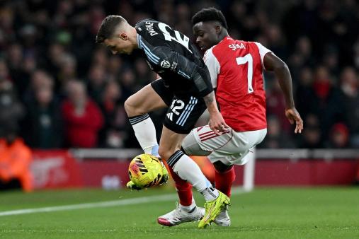 ئارسىنال 4-1 ئاستون ۋىللا